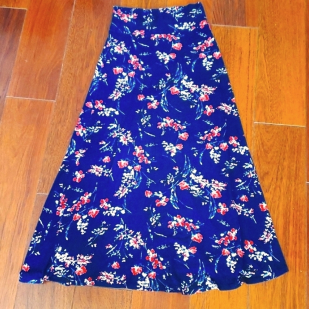 Floral long high waisted skirt